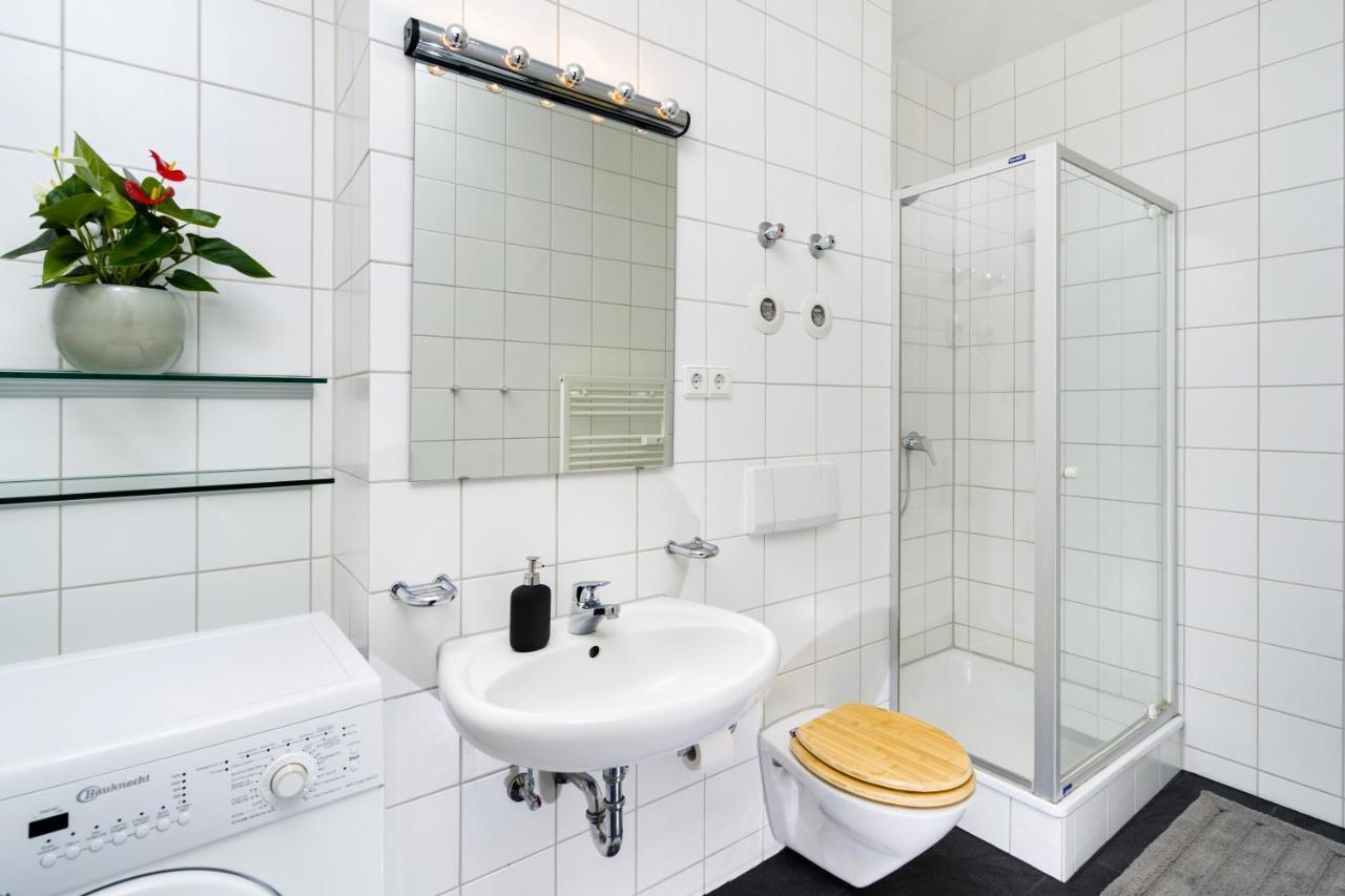 Stylish 1Br In Downtown Berlin Mitte Spittelmarkt Екстер'єр фото